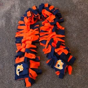 auburn scarf